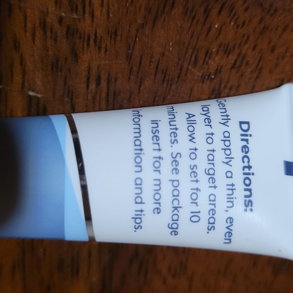 2 1/2 Tubes PLEXADERM SKIN TIGHTENING GEL/CREAM - Picture 3 of 5